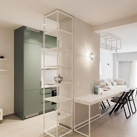 Marvelous 2br With Balcony By Upstreet Apartment *