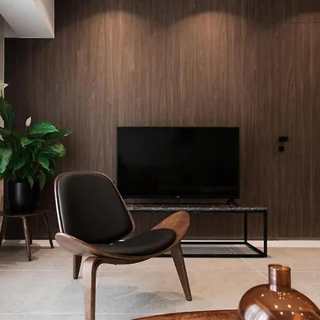 Apartment Marvelous 2br With Balcony By Upstreet Athens
