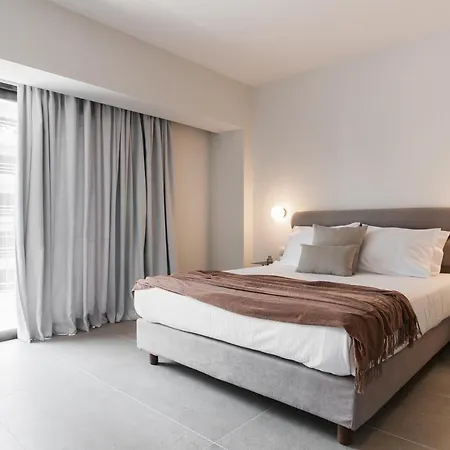 Marvelous 2br With Balcony By Upstreet *