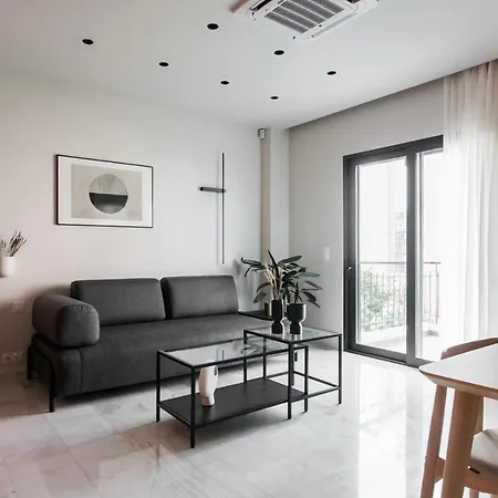 Marvelous 2br With Balcony By Upstreet Apartment